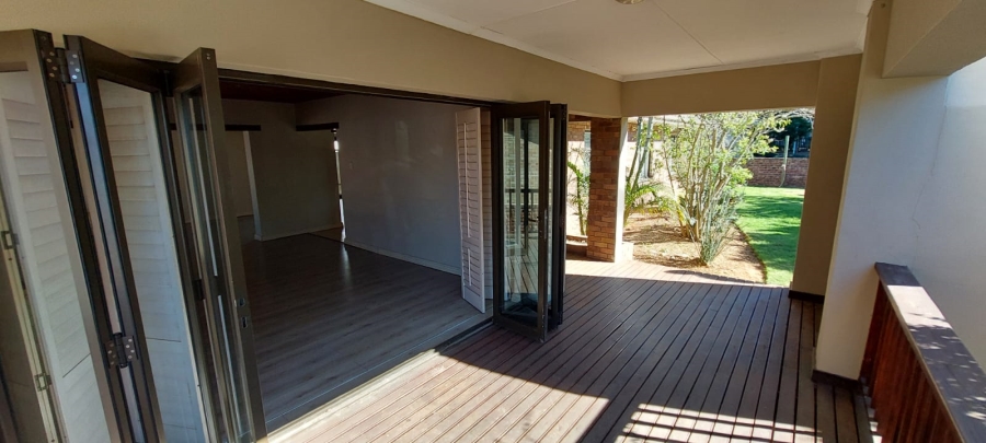 5 Bedroom Property for Sale in Ferreira Town Eastern Cape